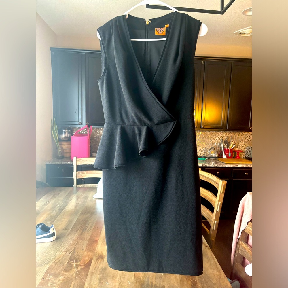 Tory Burch, Black, Size 4, V-Neck with Peplum